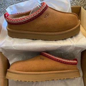 UGG TAZZ Platform